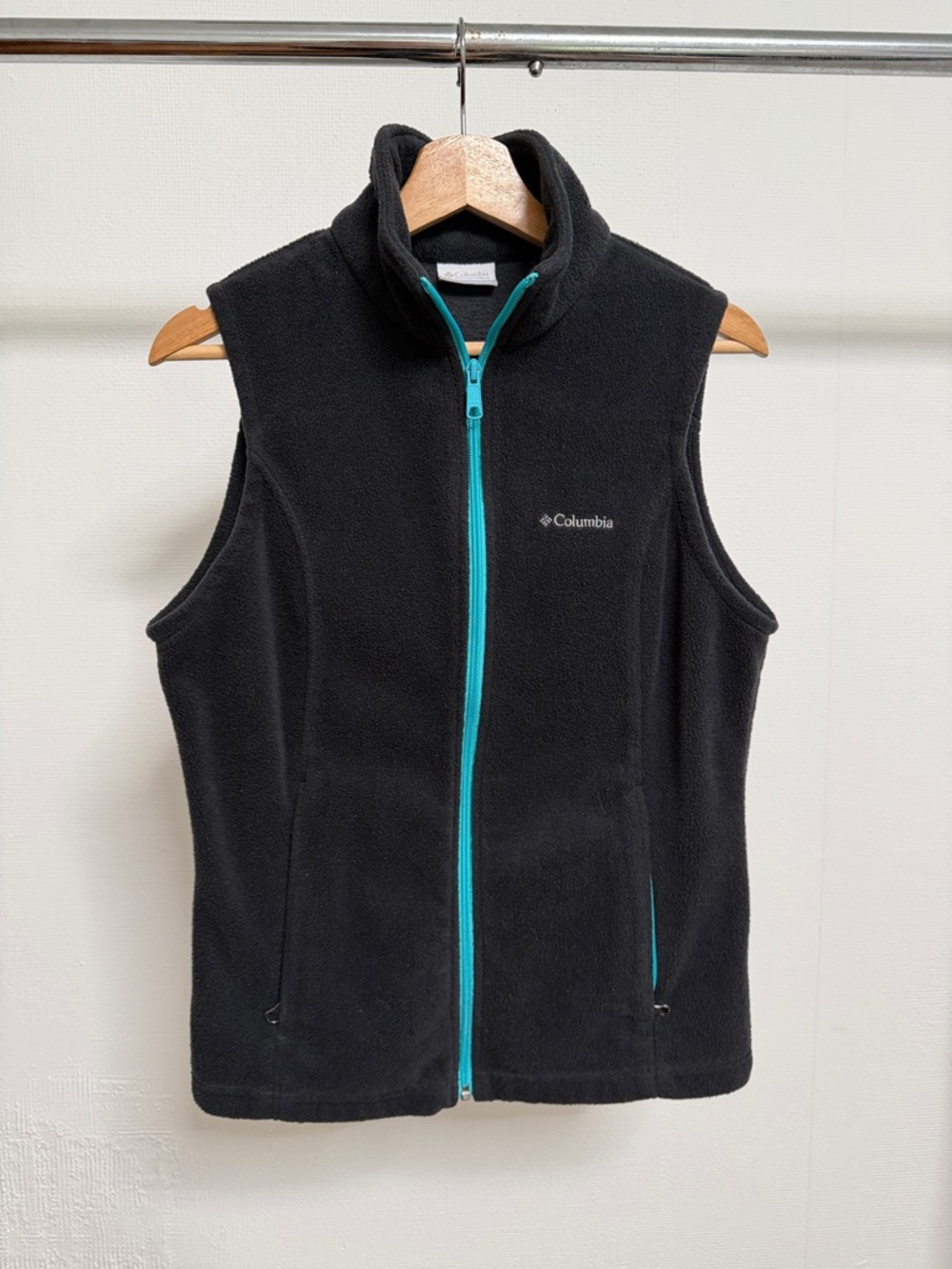 Columbia Black Fleece Vest with Teal Zip Trim